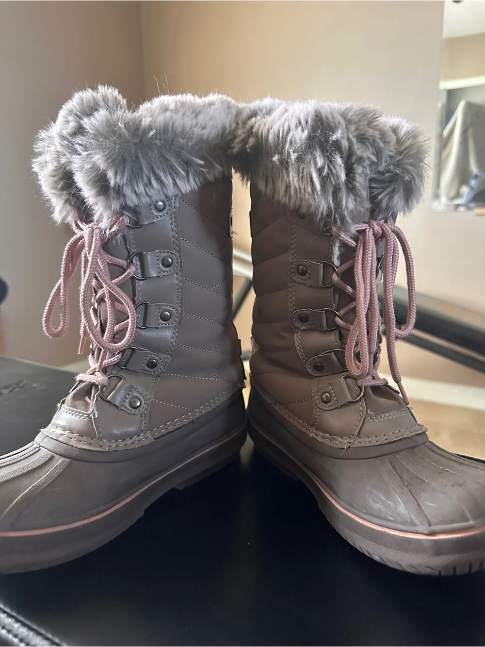Girls size 3 Taupe Fur-Trim Winter Boots with Pink Laces